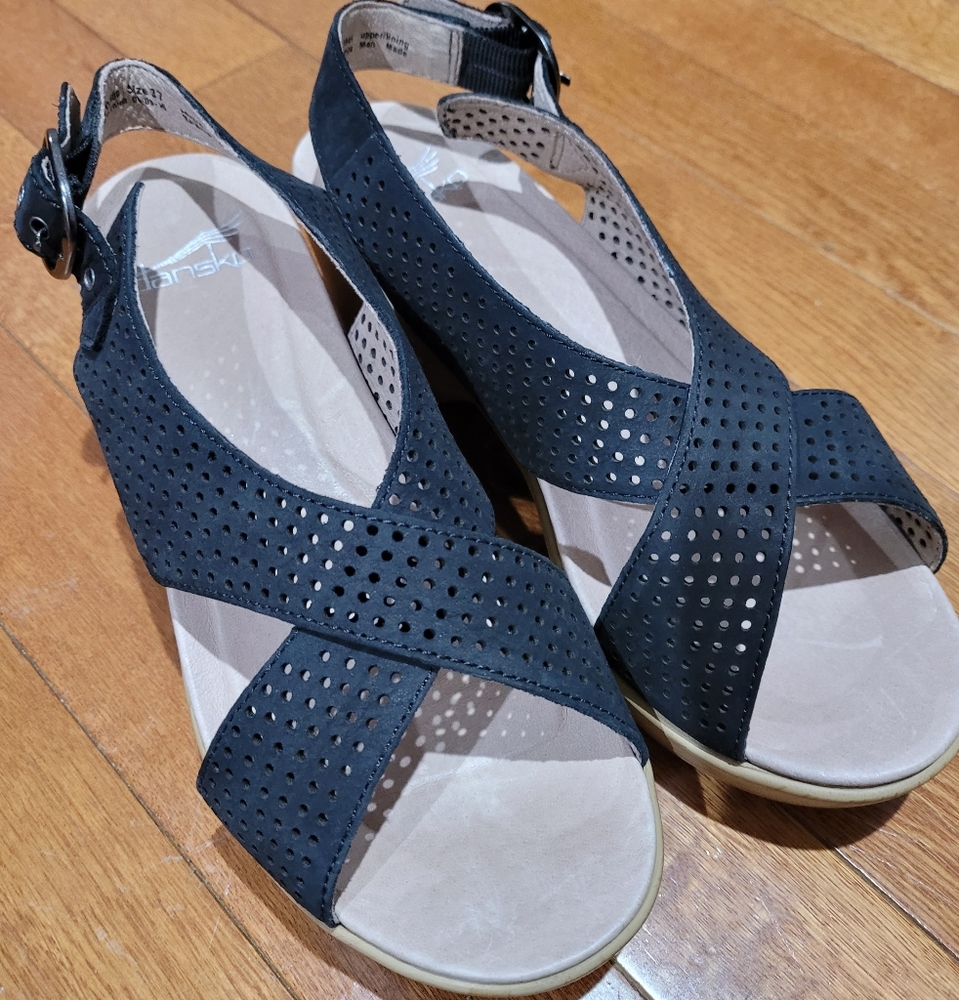 Dansko black leather wedge slingback sandals size  37  7 - Picture 2 of 8